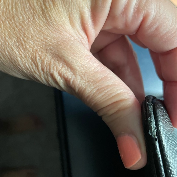 Coach large wristlet clutch very good condition - Picture 3 of 4